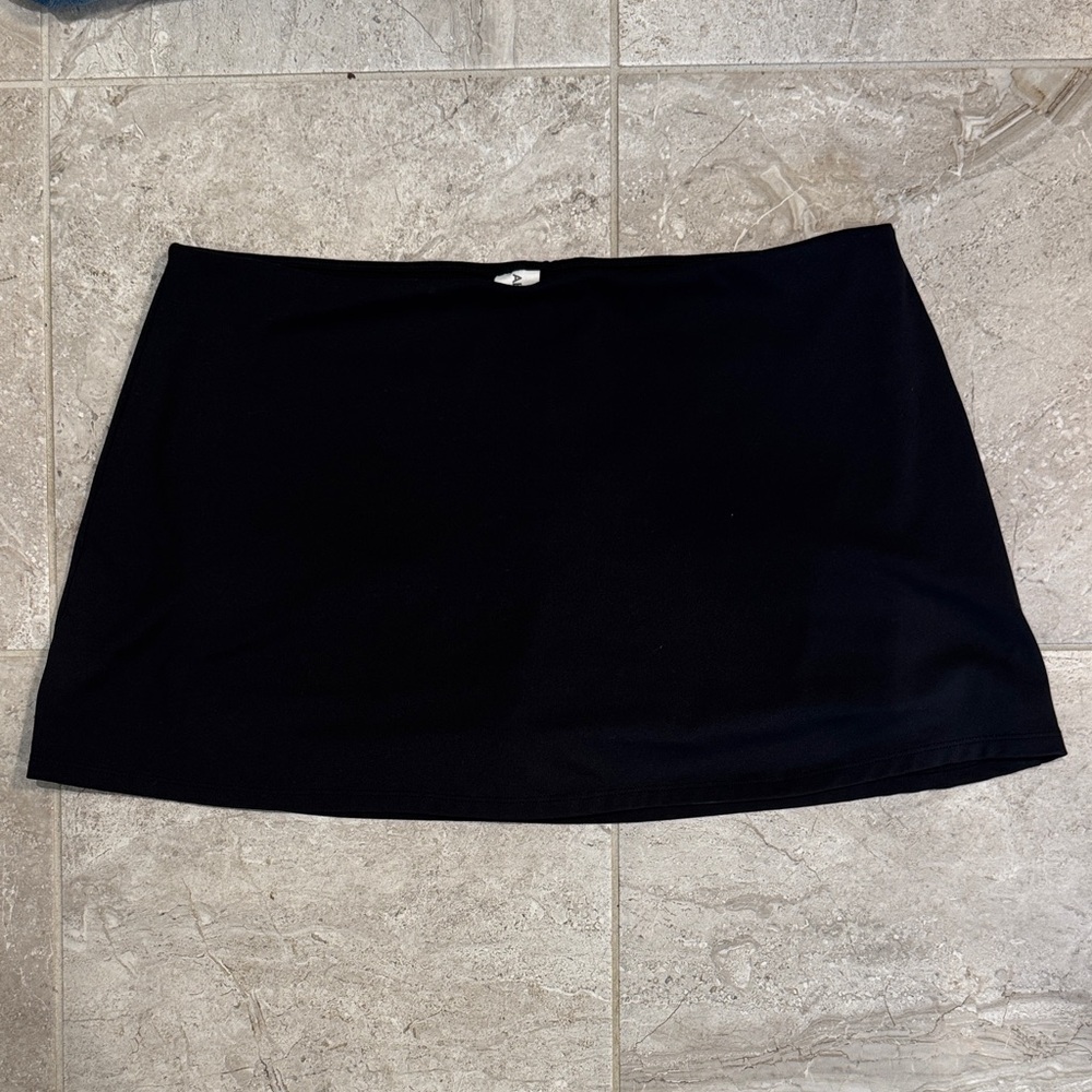 Abound Classic Black Pencil Skort